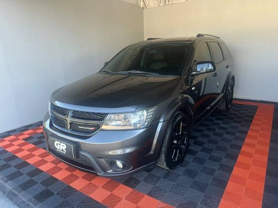 DODGE JOURNEY 3.6 RT V6 GASOLINA 4P AUTOMÁTICO DODGE JOURNEY 3.6 RT V6 GASOLINA 4P AUTOMÁTICO